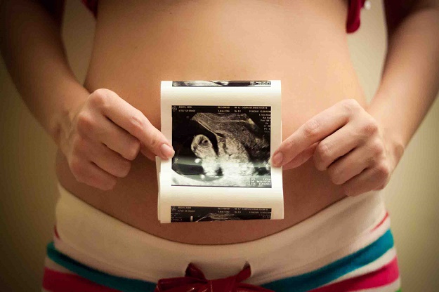 Nguyên nhân bong tách túi thai thường gặp trong 3 tháng đầu