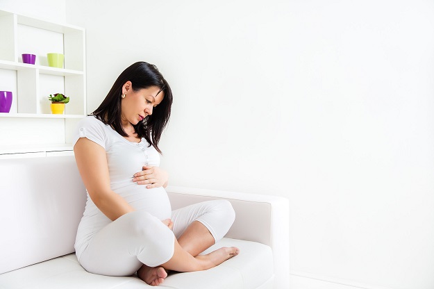 Hiện tượng đau bụng âm ỉ khi mang thai ở mẹ bầu có nguy hiểm không 