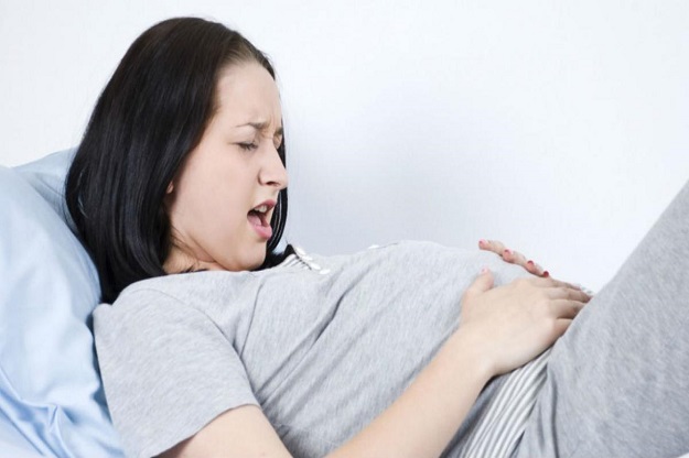 Cảnh báo mối nguy hiểm đau bụng lâm râm khi mang thai cho mẹ bầu